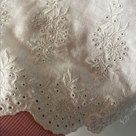 NWOT Eddie Bauer Cream Tank Top with V-Neckline - Picture 4 of 6